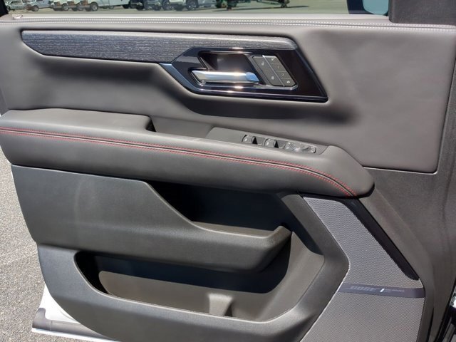 2025 Gmc Yukon AT4 Ultimate photo 10
