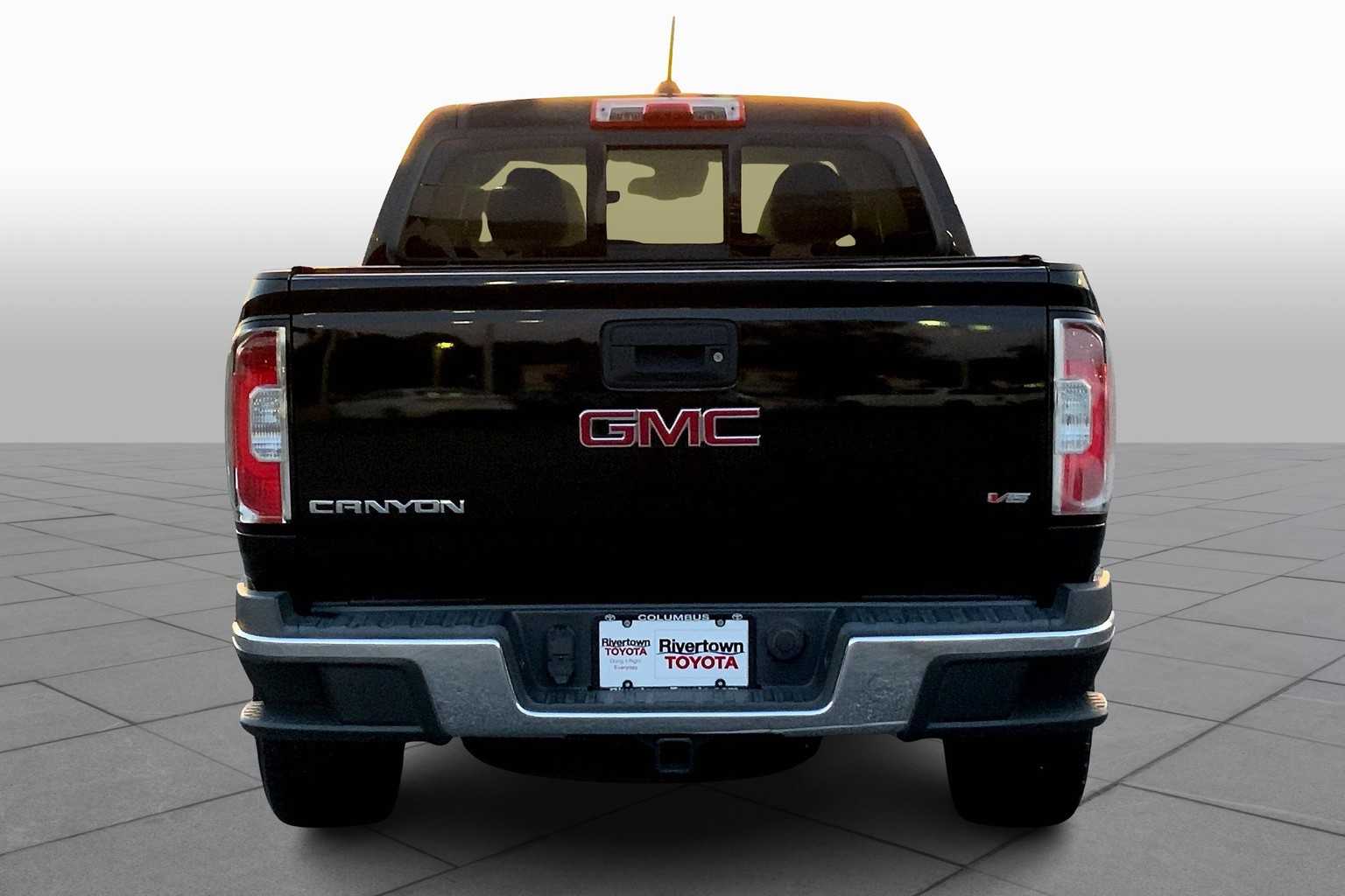 2017 Gmc Canyon SLT photo 4