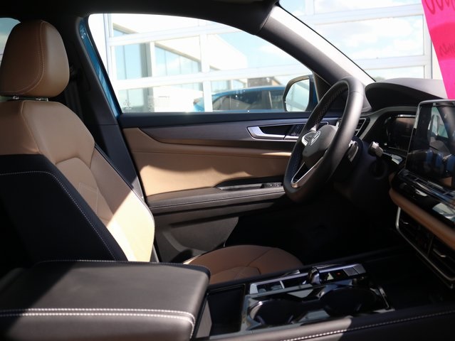 2024 Volkswagen Atlas Cross Sport SE Technology photo 8