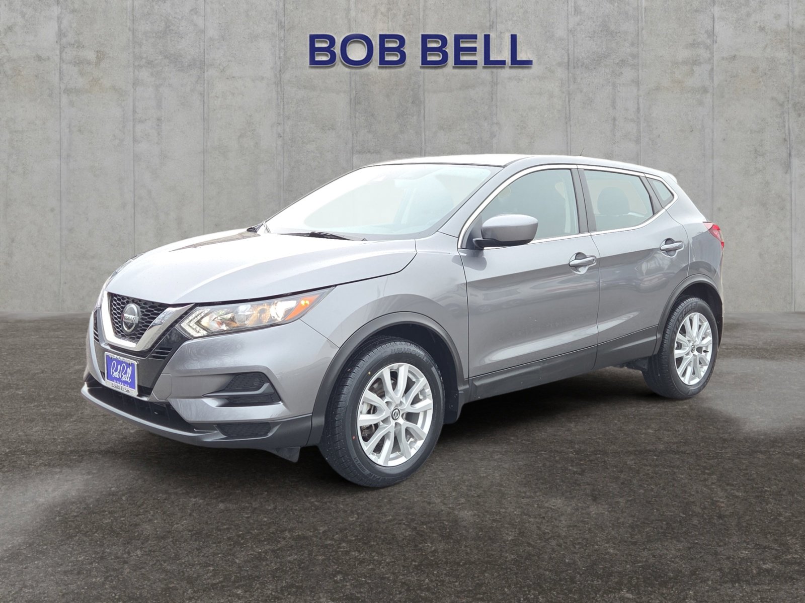 2022 Nissan Rogue Sport S's photo