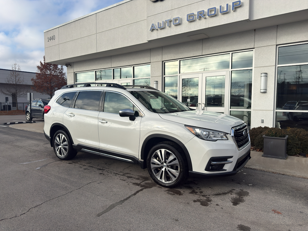 2021 Subaru Ascent Touring's photo