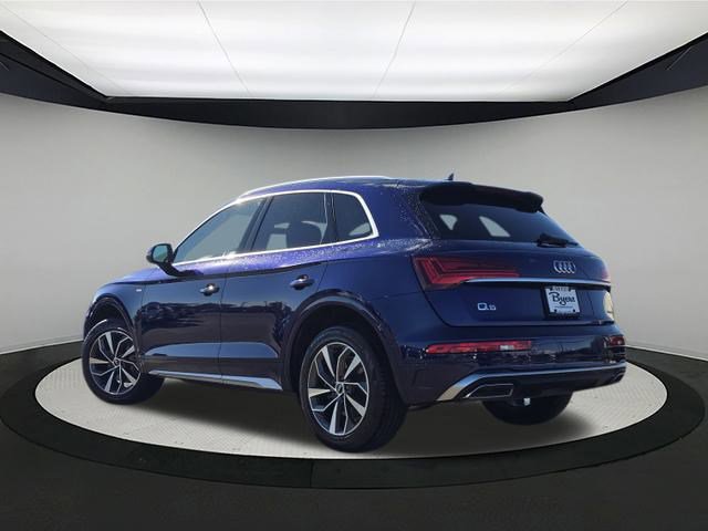 2022 Audi Q5 S line Premium Plus 45 TFSI photo 2