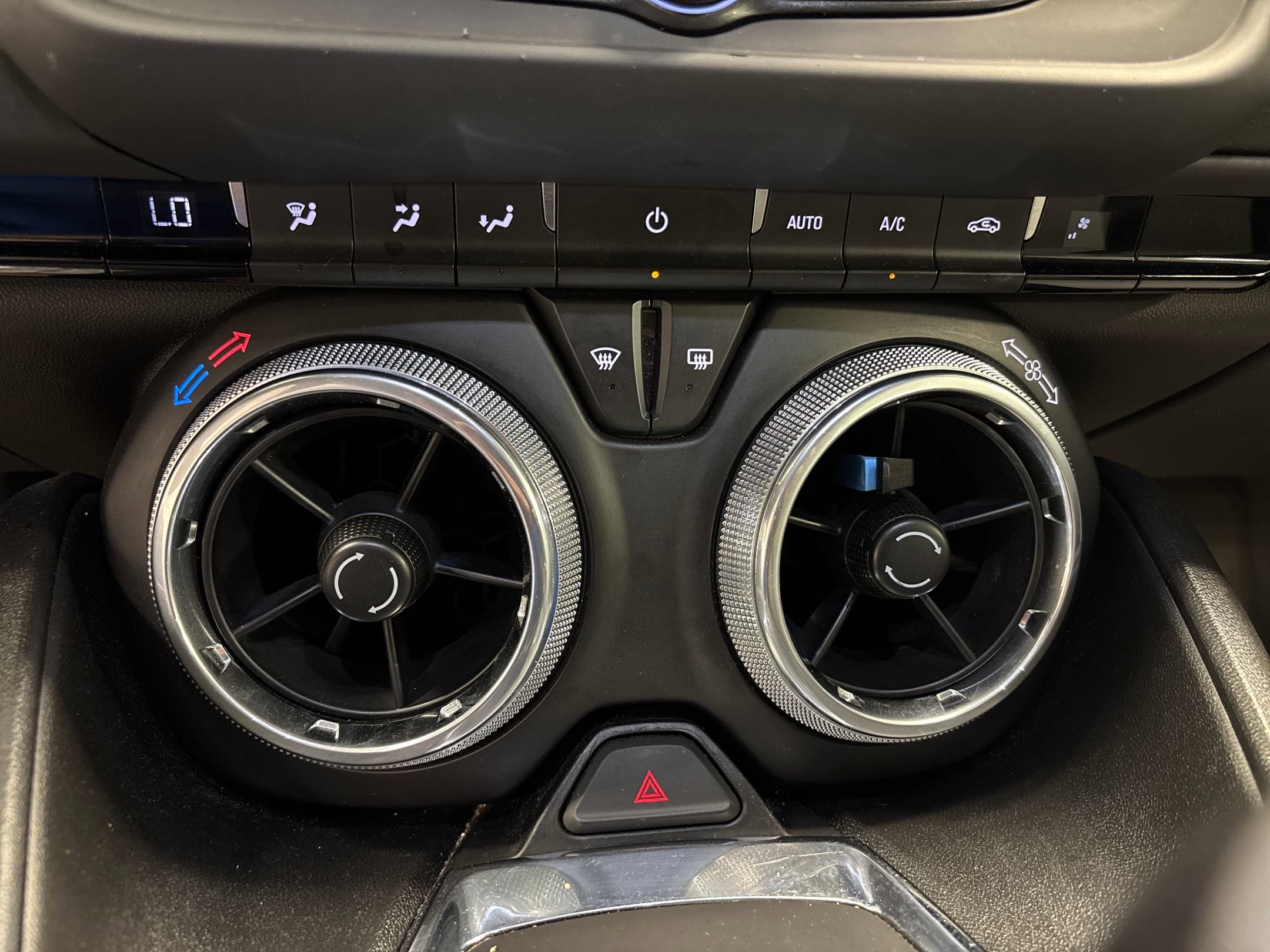 2023 Chevrolet Camaro 1LT photo 30