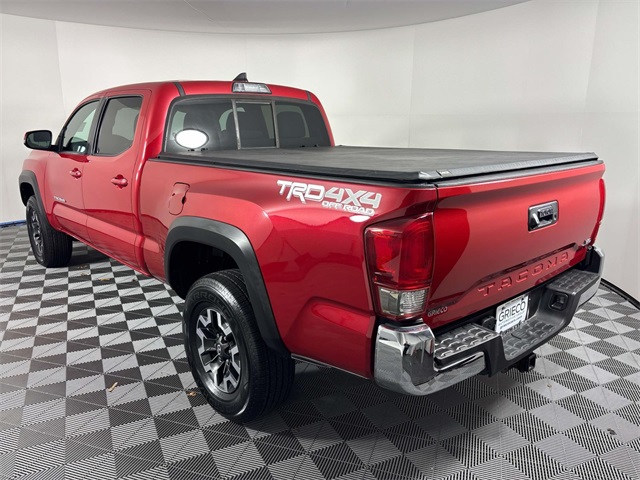 2016 Toyota Tacoma TRD Off-Road photo 4