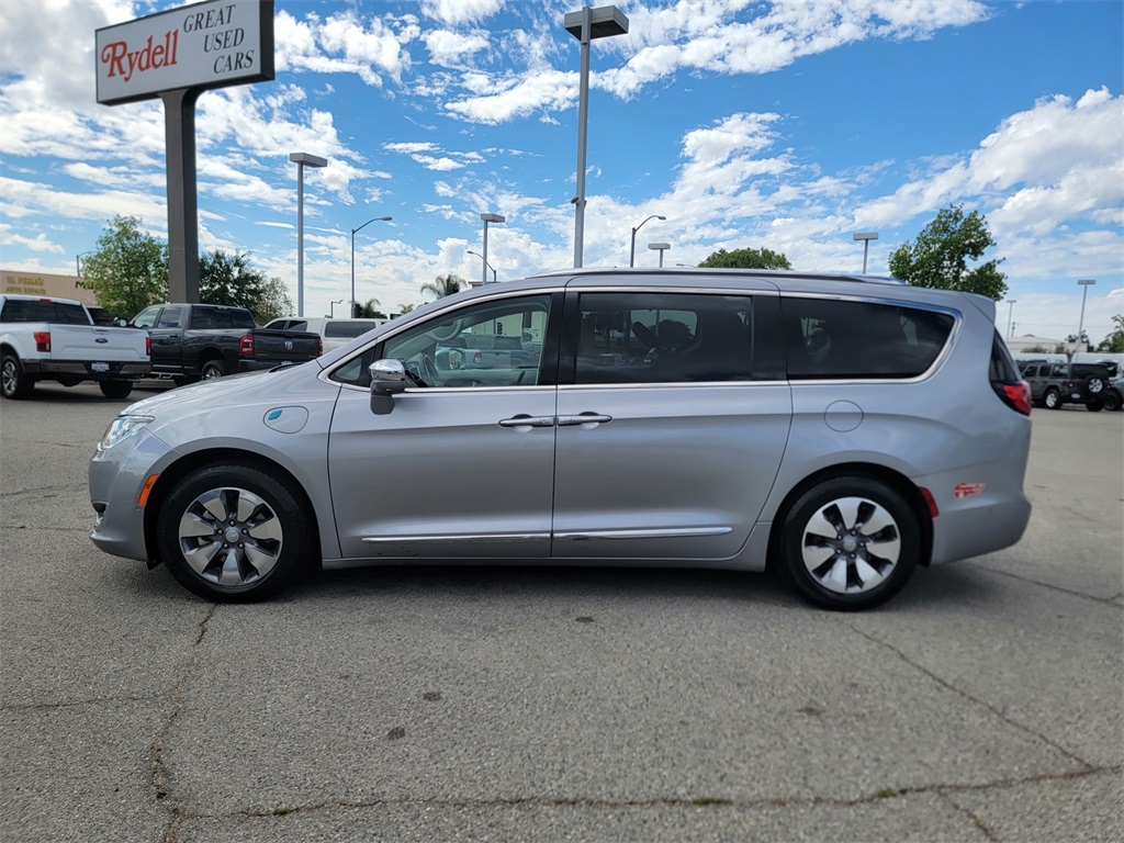 2018 Chrysler Pacifica Hybrid Limited photo 9