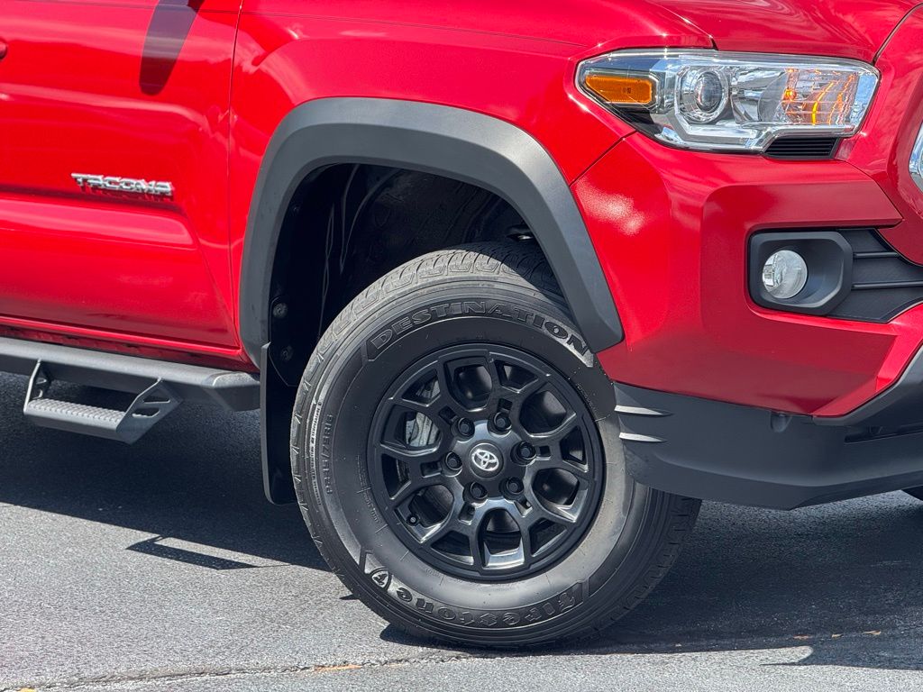 2023 Toyota Tacoma SR5 V6 photo 4