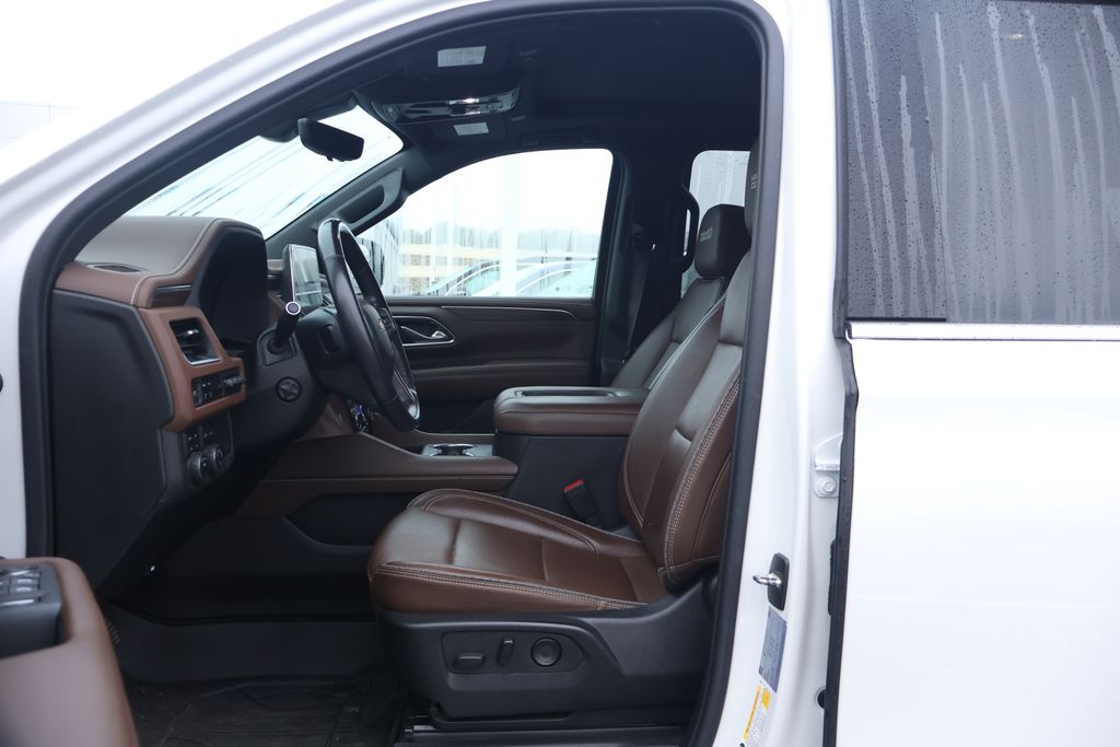 2021 Chevrolet Suburban High Country photo 14