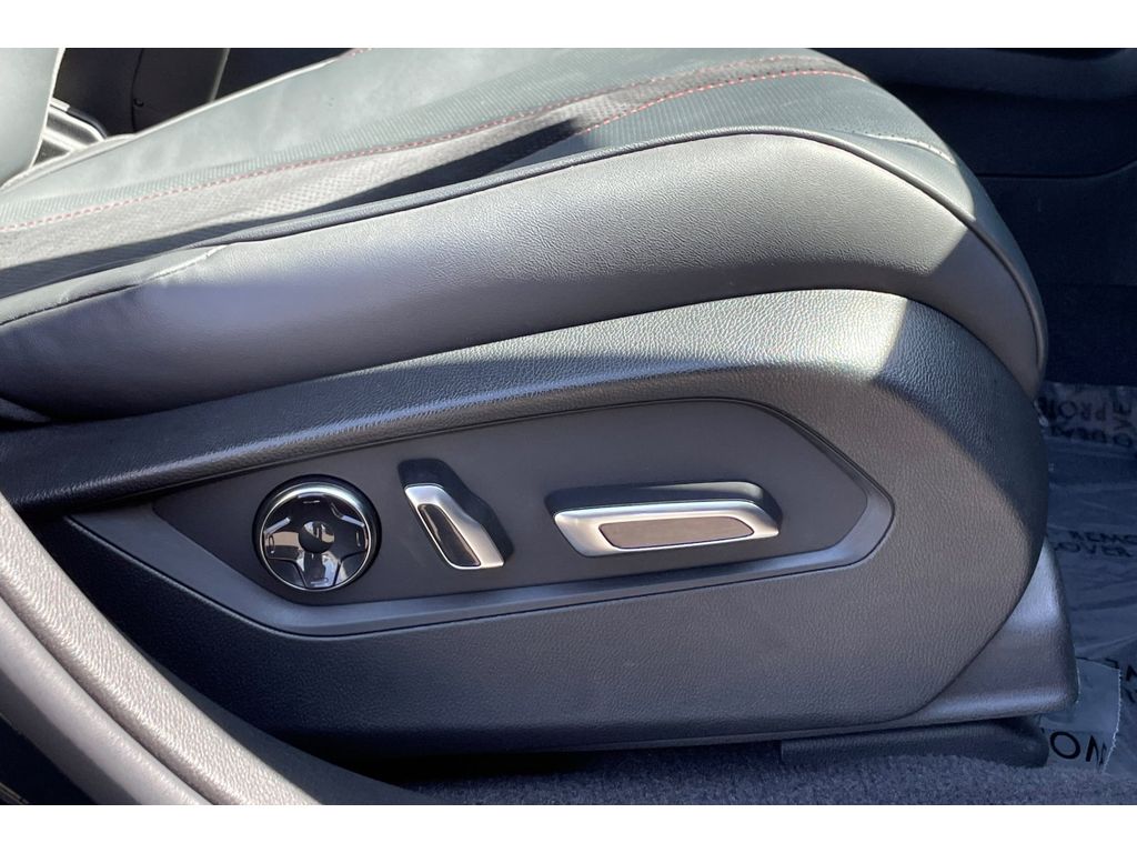 2023 Acura RDX A-Spec photo 21