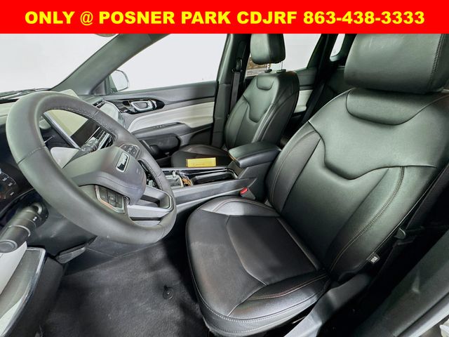 2024 Jeep Compass Limited photo 17