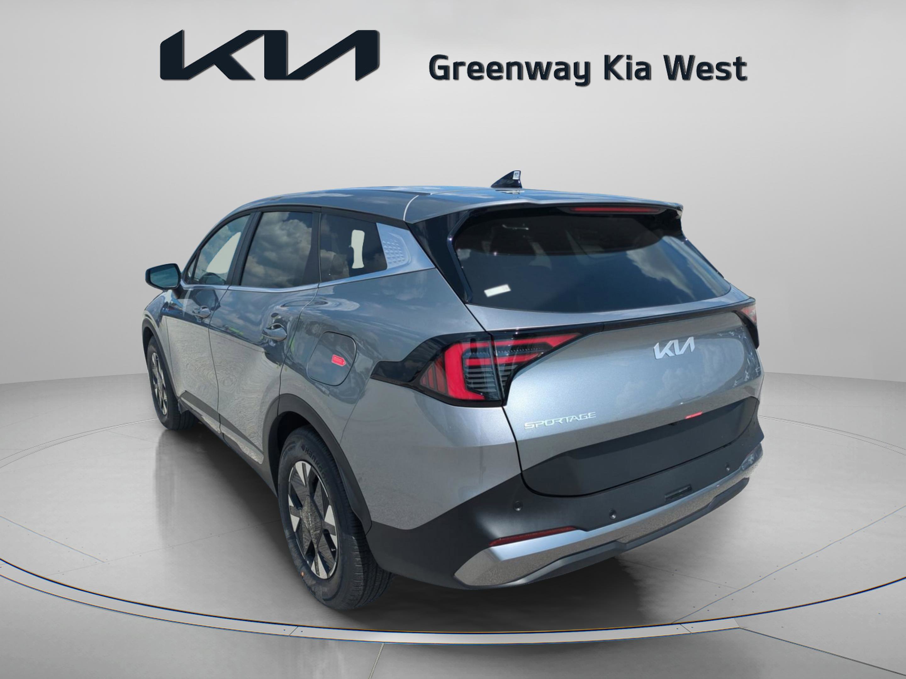 2026 Kia Sportage Hybrid LX photo 3