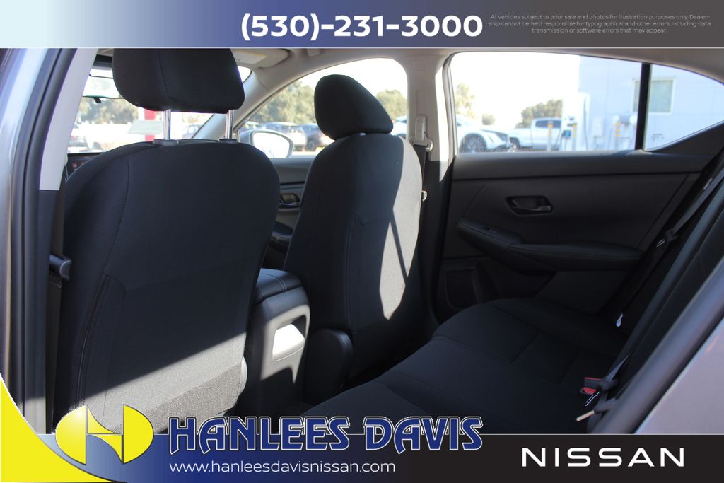 2025 Nissan Sentra S photo 11