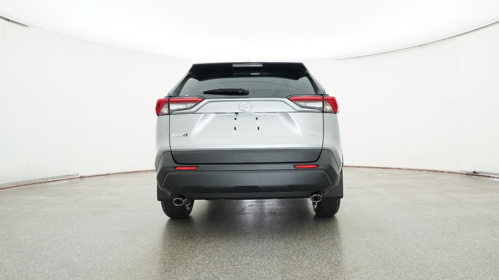 2025 Toyota RAV4 XLE photo 3