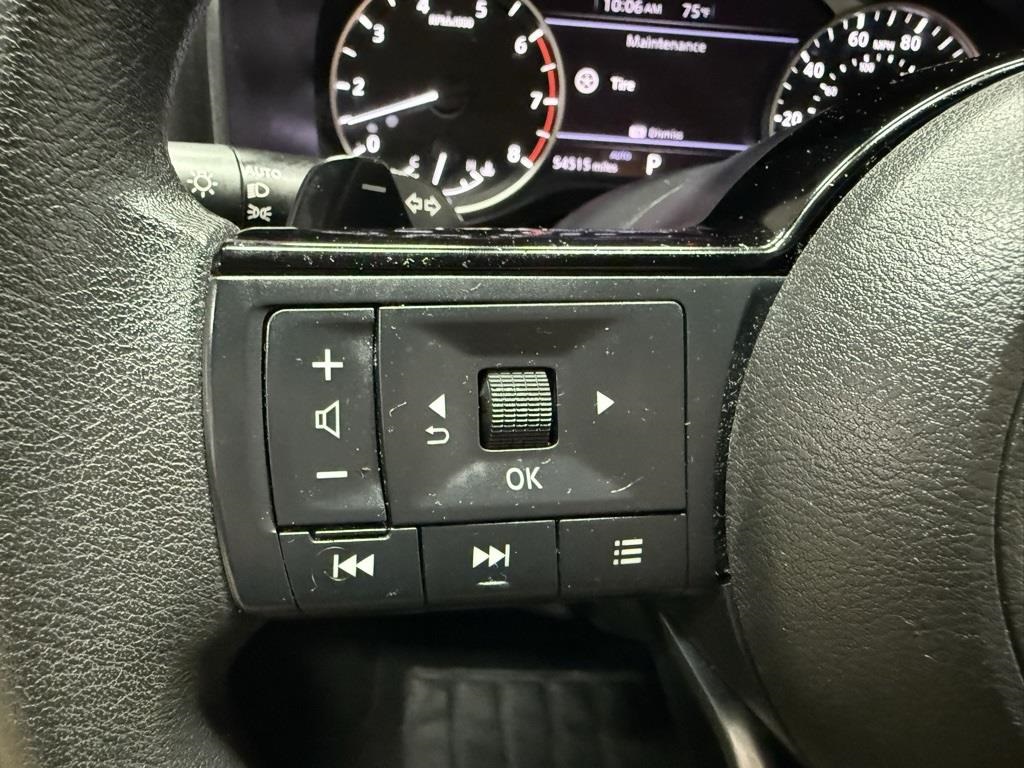 2023 Nissan Rogue SV photo 15