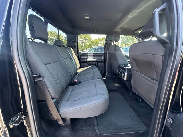 2016 Ford F-150 XLT photo 30