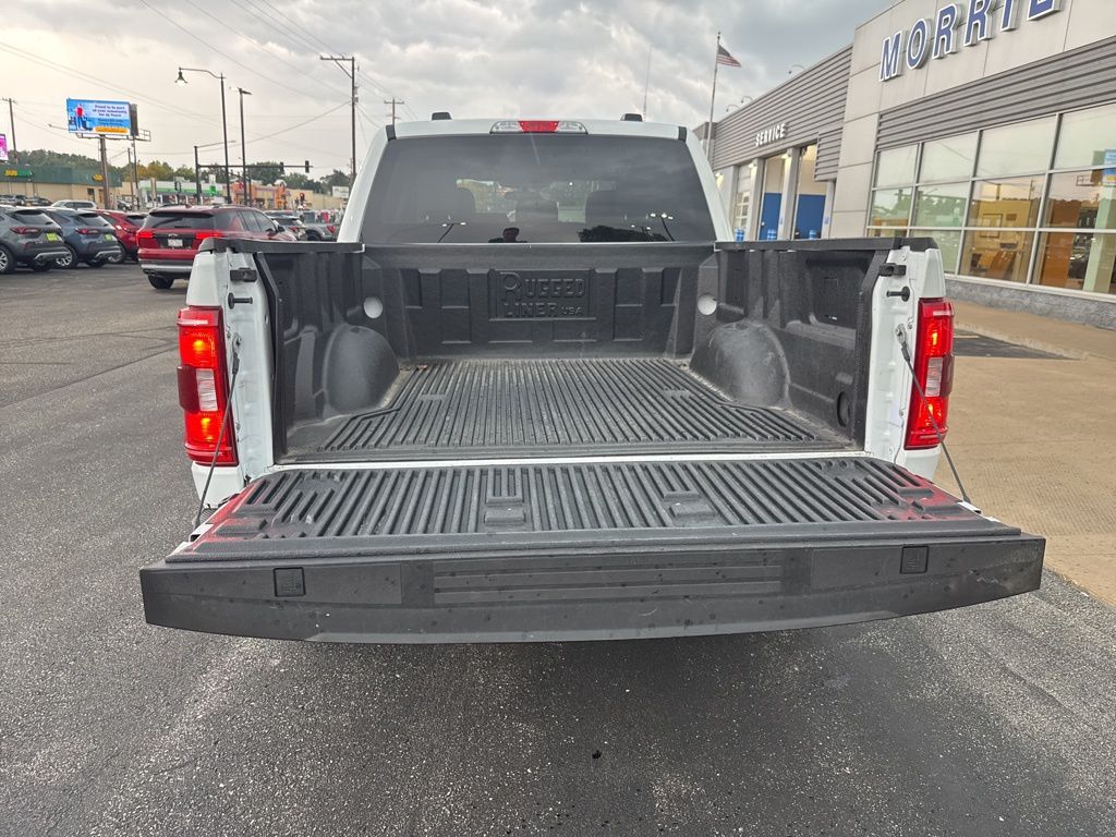 2023 Ford F-150 XLT photo 11