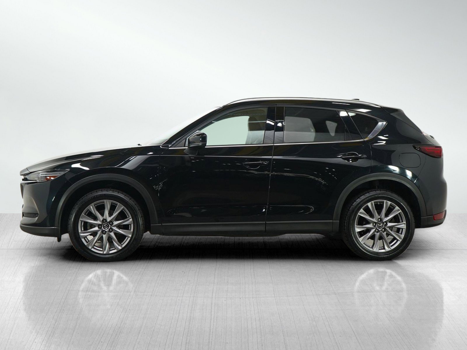 Used 2019 Mazda CX-5 Grand Touring Reserve with VIN JM3KFBDY3K0591972 for sale in Minneapolis, Minnesota