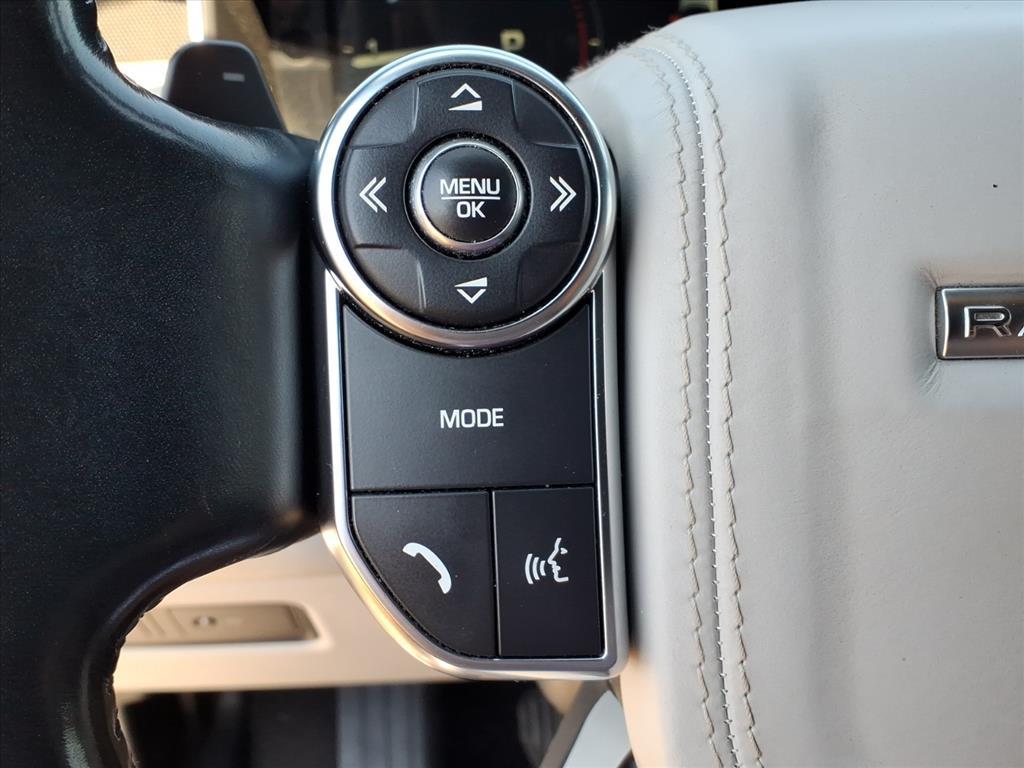 2016 Land Rover Range Rover HSE photo 15