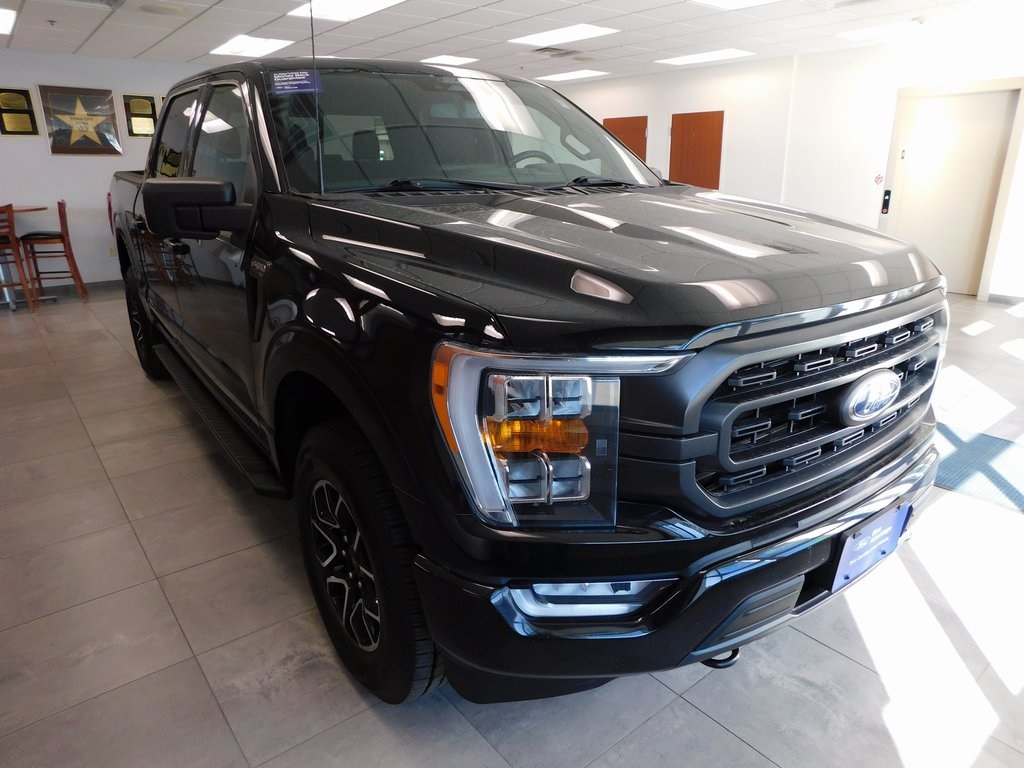 2022 Ford F-150 XLT photo 4
