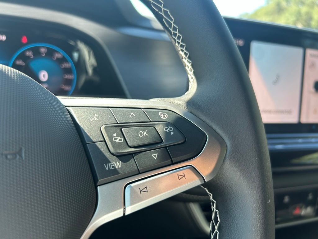 2026 Volkswagen Atlas Cross Sport SE photo 11