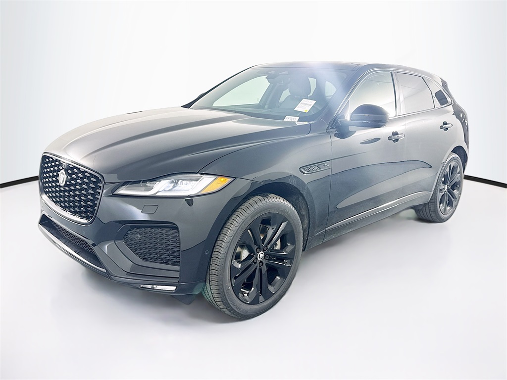 2026 Jaguar F-Pace R-Dynamic S's photo