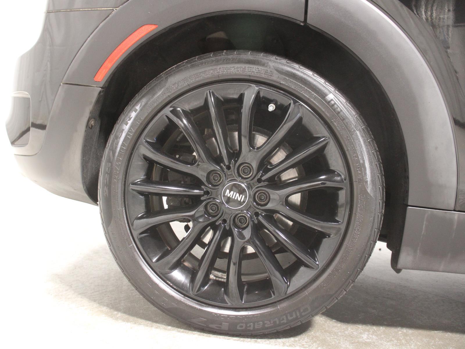 2022 Mini Clubman Base S ALL4 photo 20