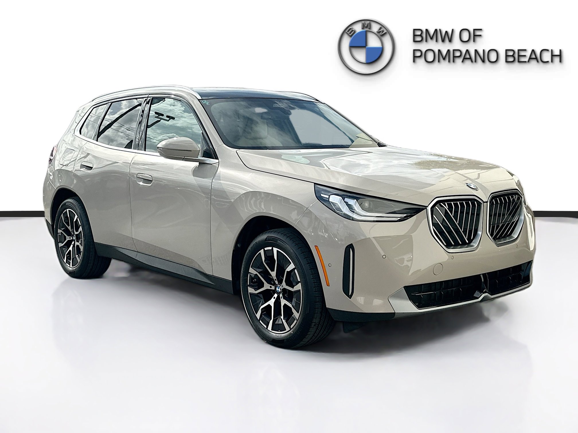 2026 BMW X3 30's photo