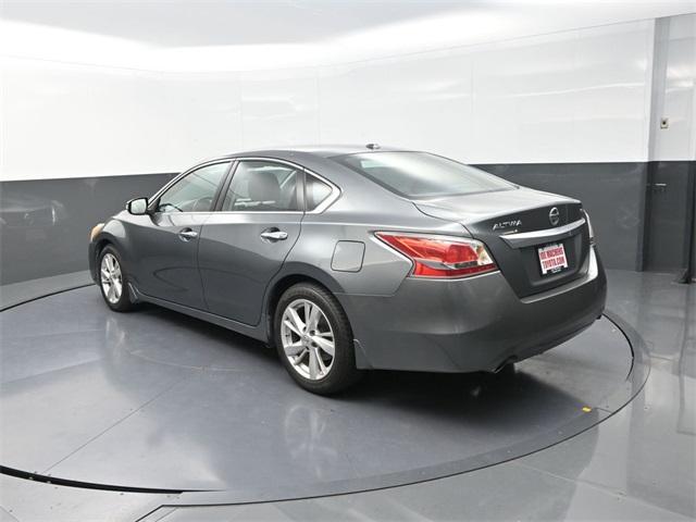2015 Nissan Altima 2.5 SL photo 2
