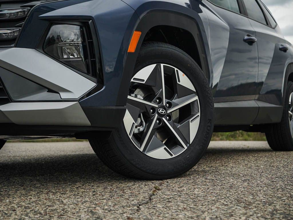2025 Hyundai Tucson SEL photo 3