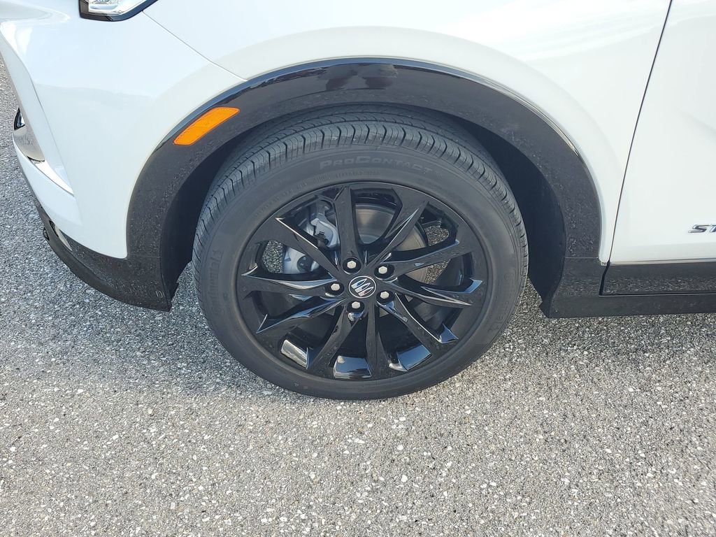 2026 Buick Encore GX Sport Touring photo 17