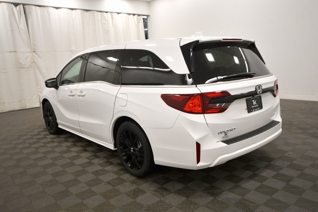 2026 Honda Odyssey photo 4