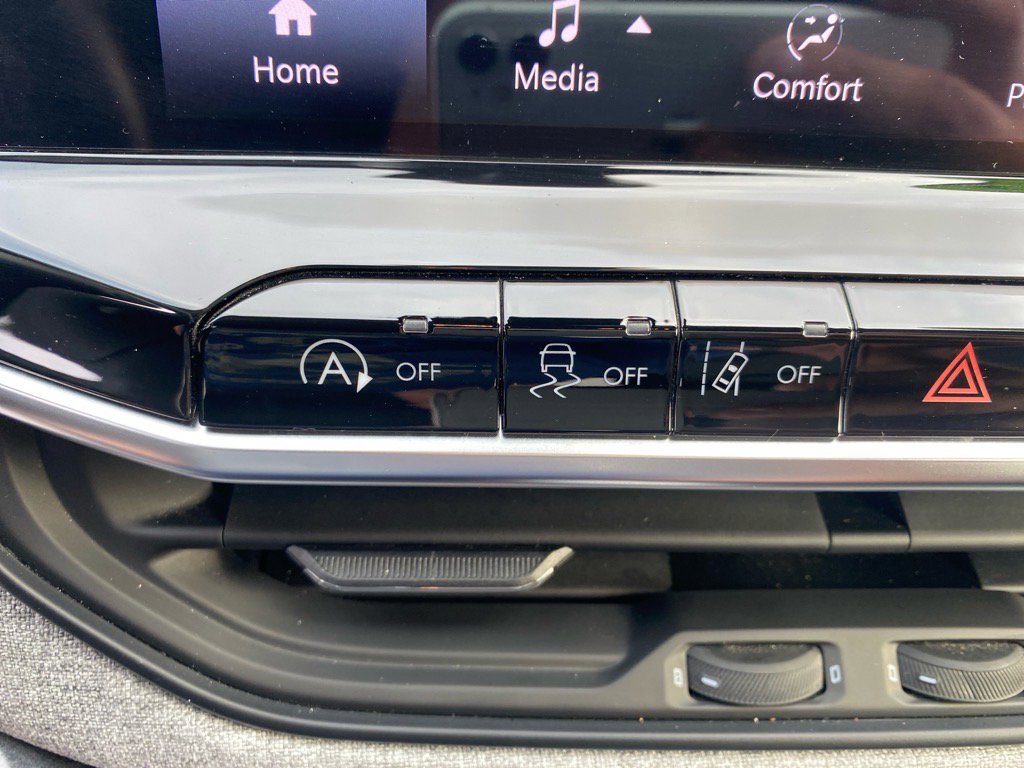 2022 Jeep Compass Latitude Lux photo 15