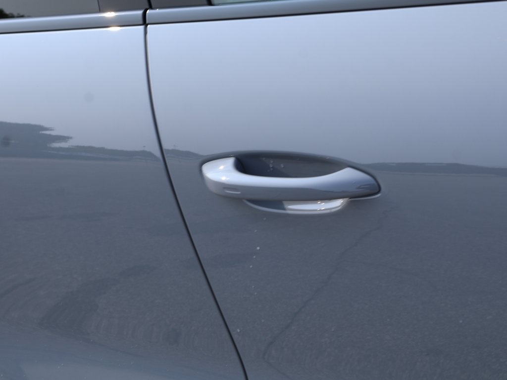 2025 Porsche Cayenne Coupe S photo 14