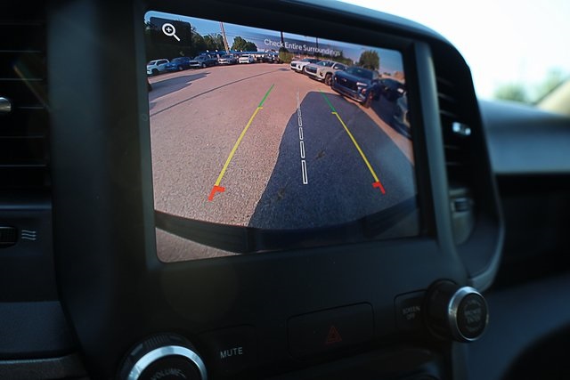 2024 Ram 1500 Tradesman photo 2