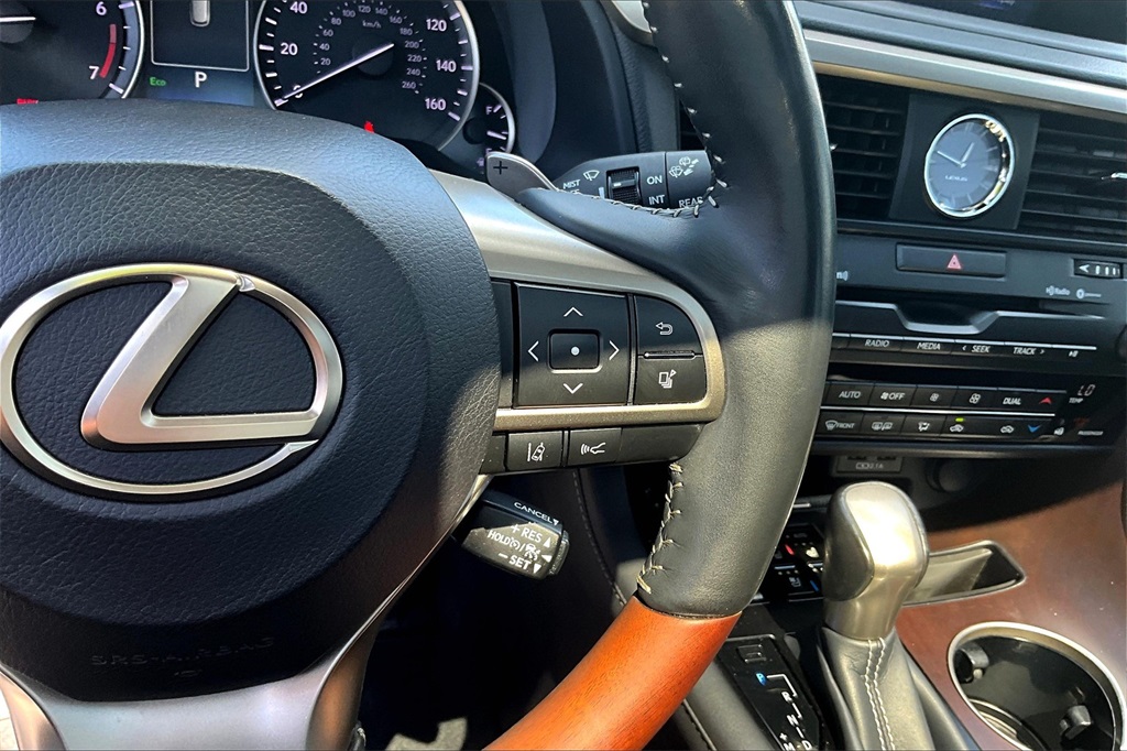 2022 Lexus RX 350 photo 12
