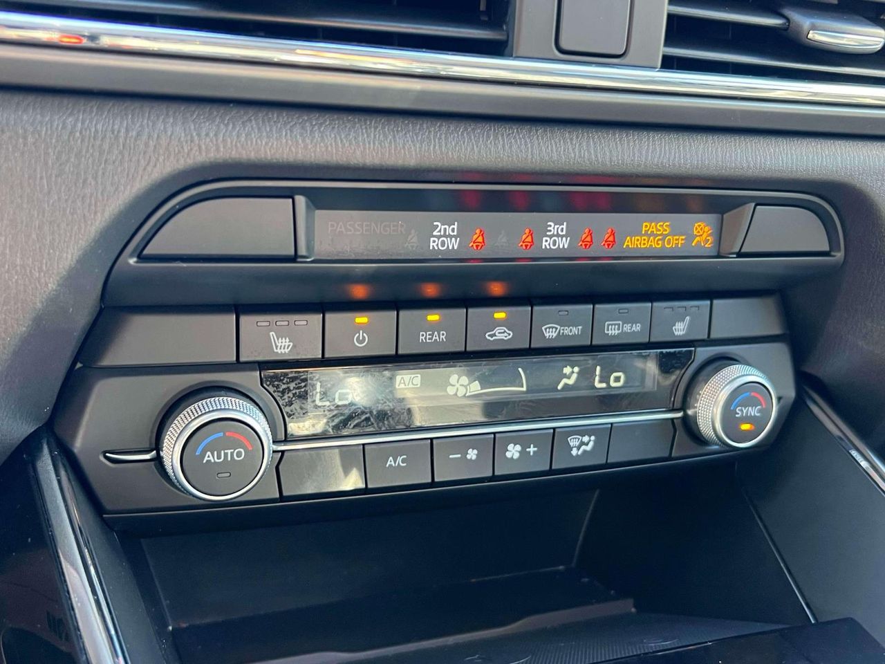2022 Mazda CX-9 Touring photo 27