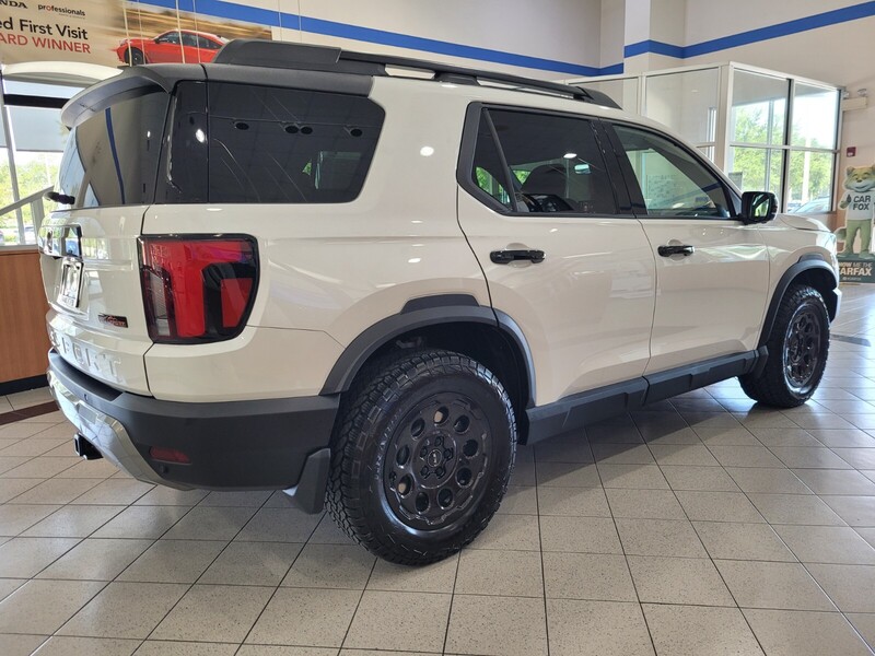 2026 Honda Passport TrailSport Elite photo 4