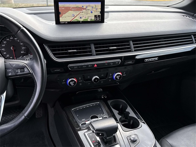 2019 Audi Q7 55 Premium photo 18