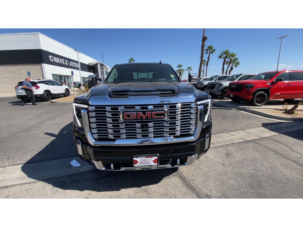 2024 Gmc Sierra 3500 Denali photo 3