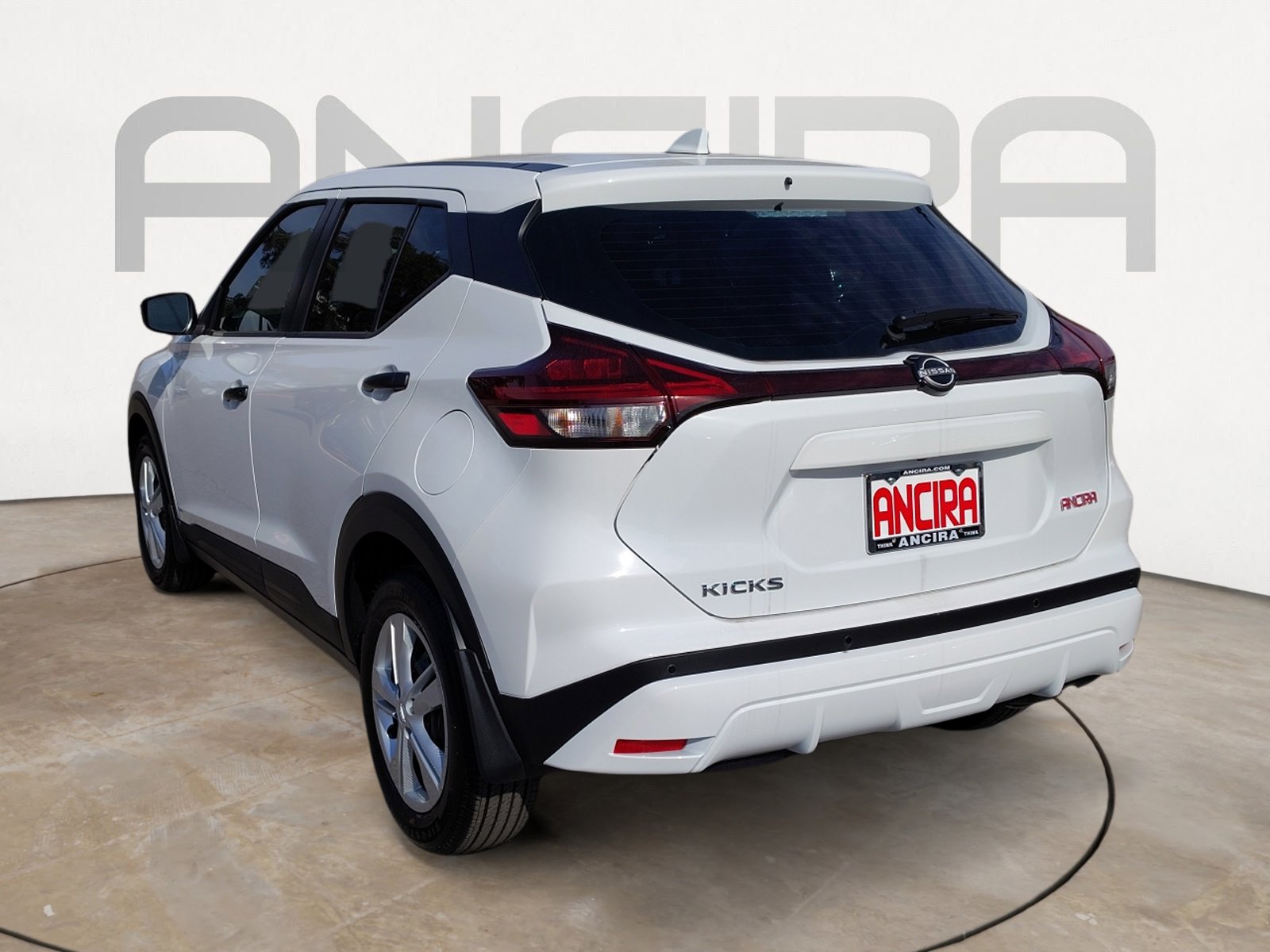2025 Nissan Kicks Play S photo 8