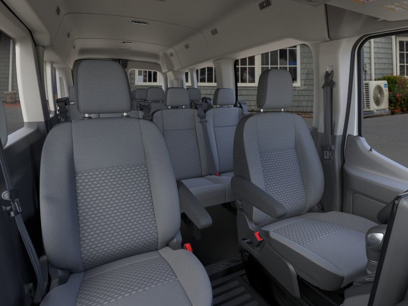 2025 Ford Transit photo 4