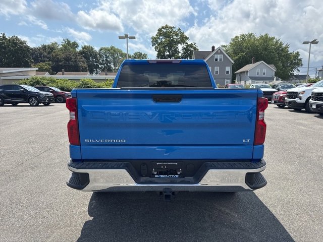 2025 Chevrolet Silverado 1500 LT photo 4