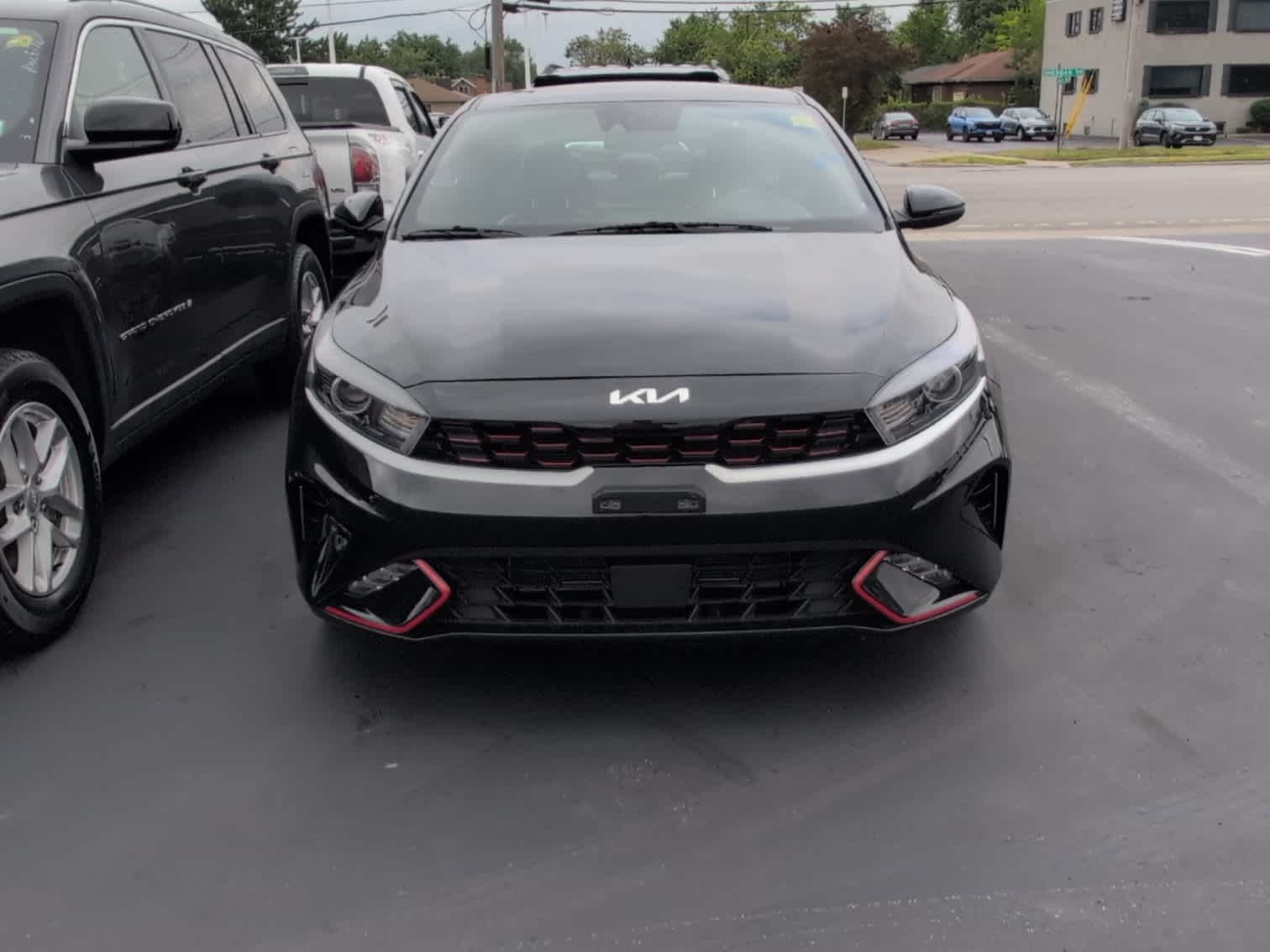 2023 Kia Forte GT-Line photo 2