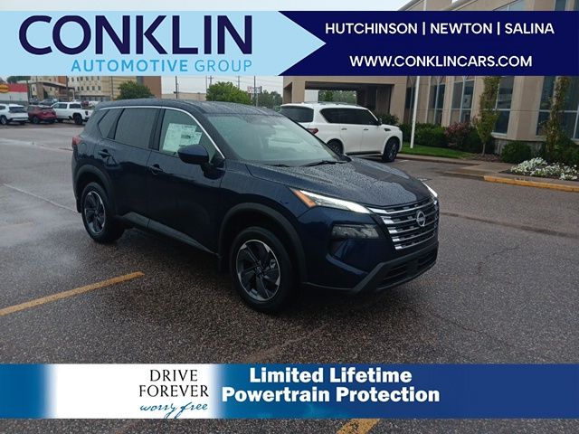 2026 Nissan Rogue SV's photo