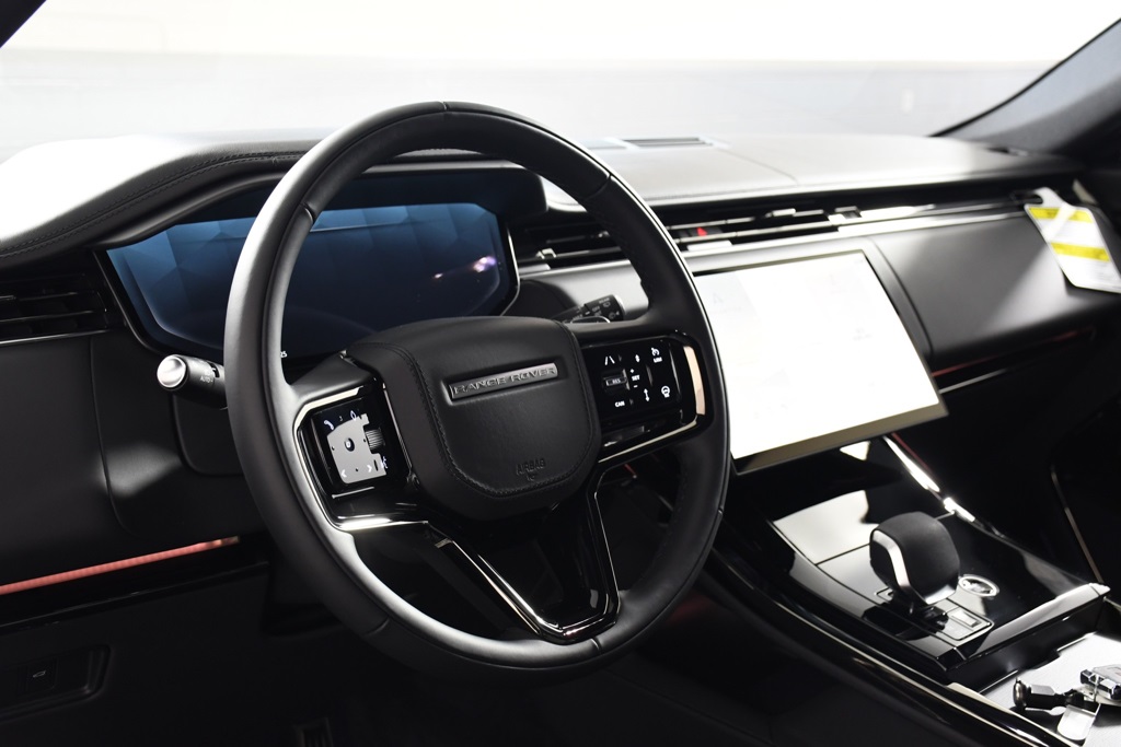 2025 Land Rover Range Rover Sport SE photo 13