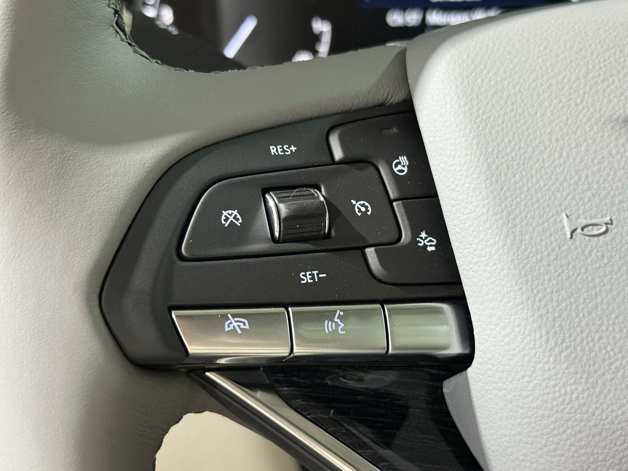 2025 Cadillac XT6 Premium Luxury photo 13