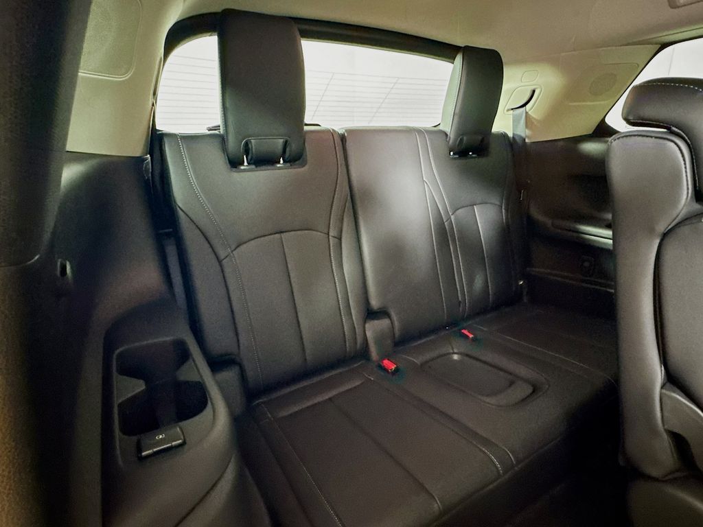 2026 Infiniti QX60 Luxe photo 31