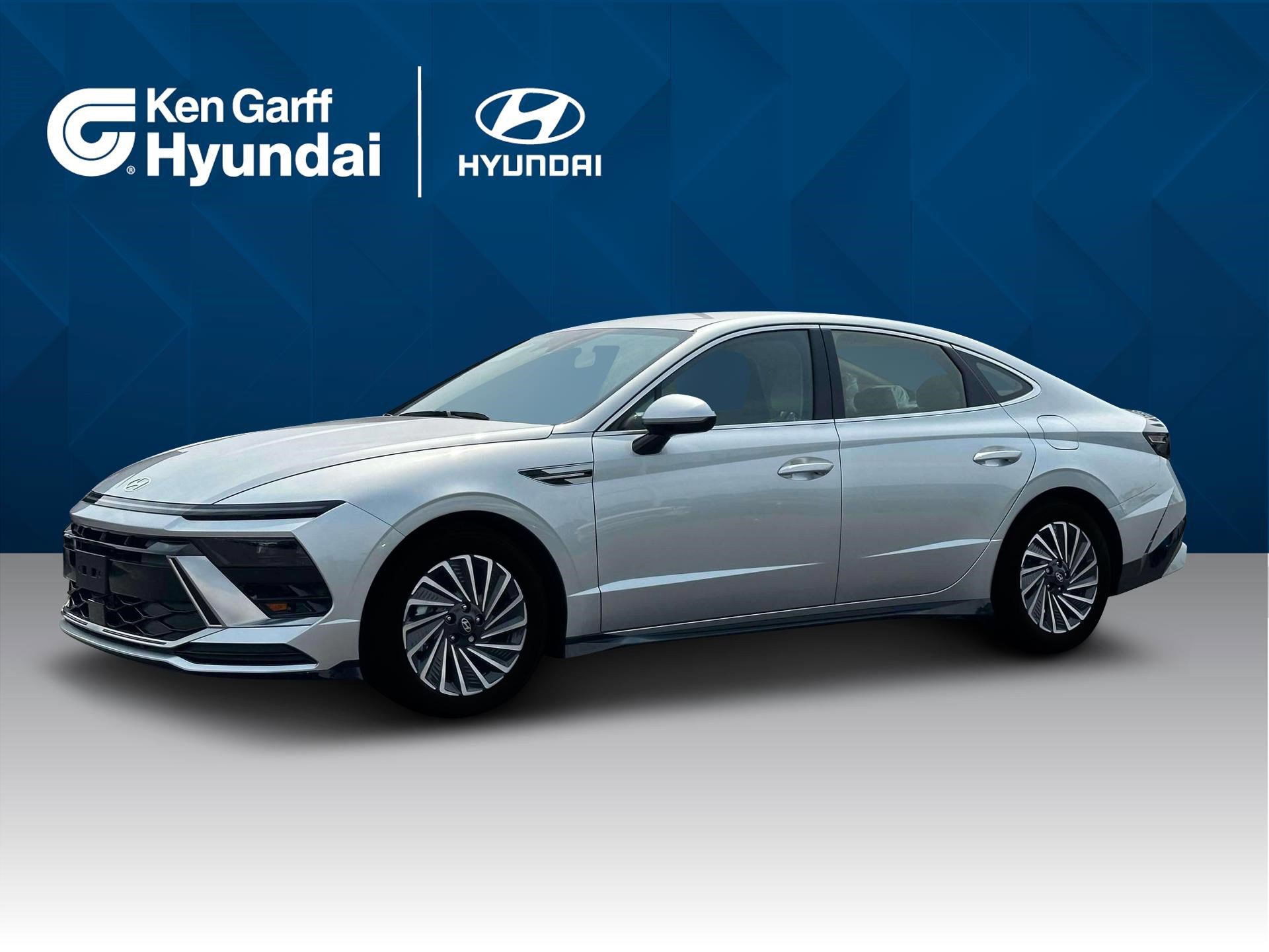 2025 Hyundai Sonata Hybrid Limited photo 2