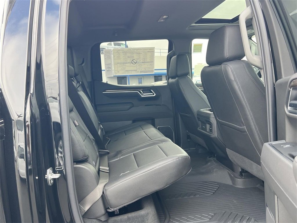 2026 Chevrolet Silverado 1500 RST photo 35