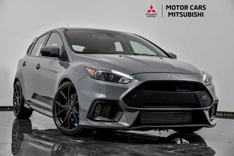 2016 Ford Focus RS's photo