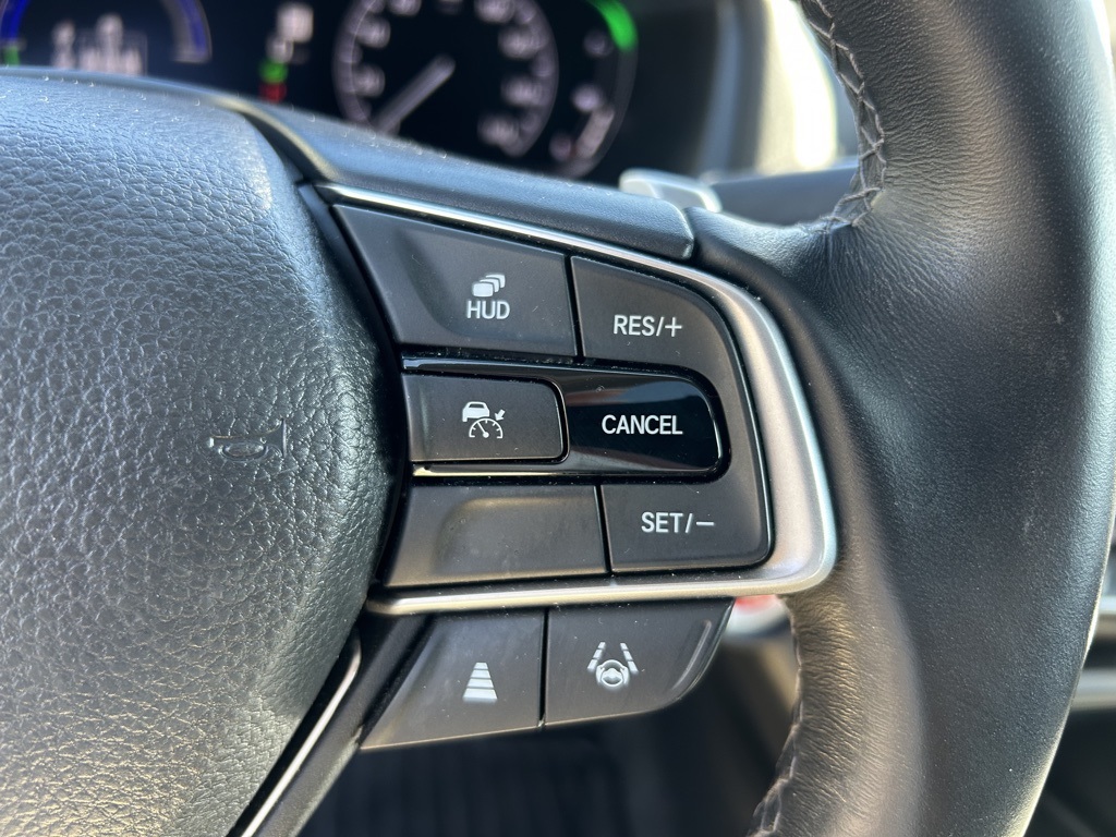 2022 Honda Accord Hybrid Touring photo 13